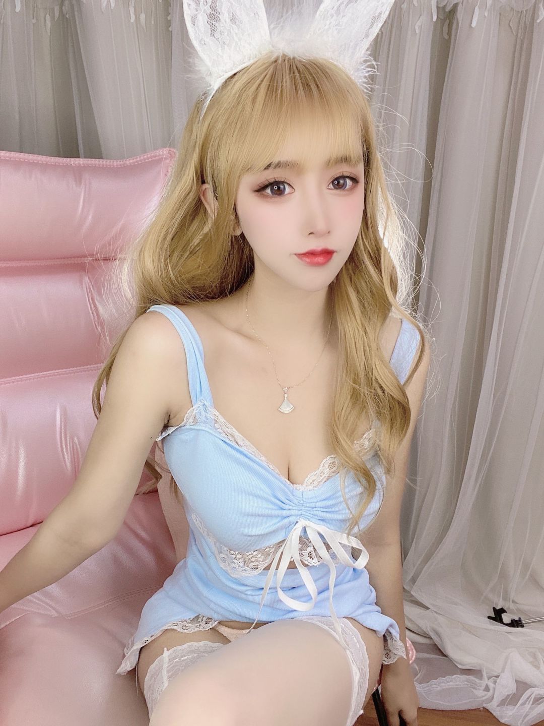 [网红COSER]斗鱼米线线sama–蕾丝连衣裙写真集美图插图5